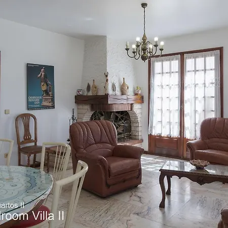 Vila Akivillas Rose Quarteira